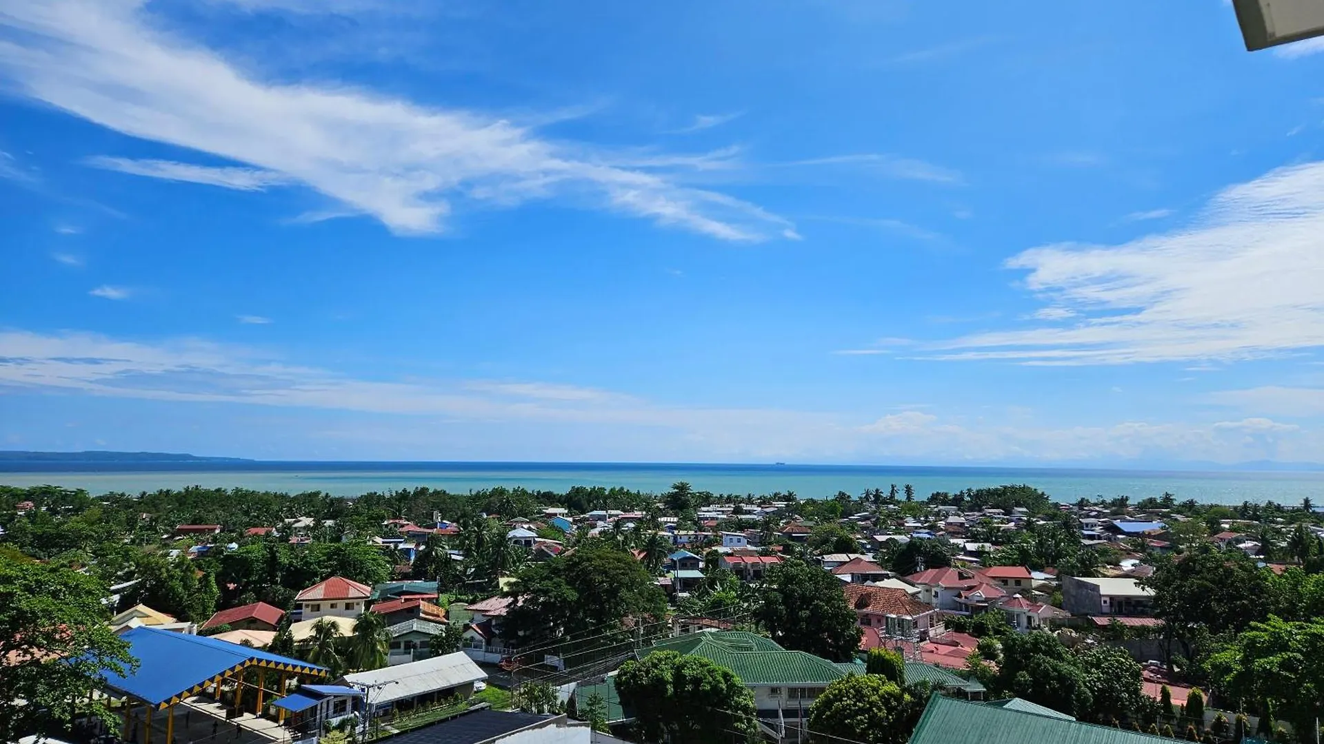 Verdon Parc Haven Cozy Condo In Ecoland, Davao Philippines