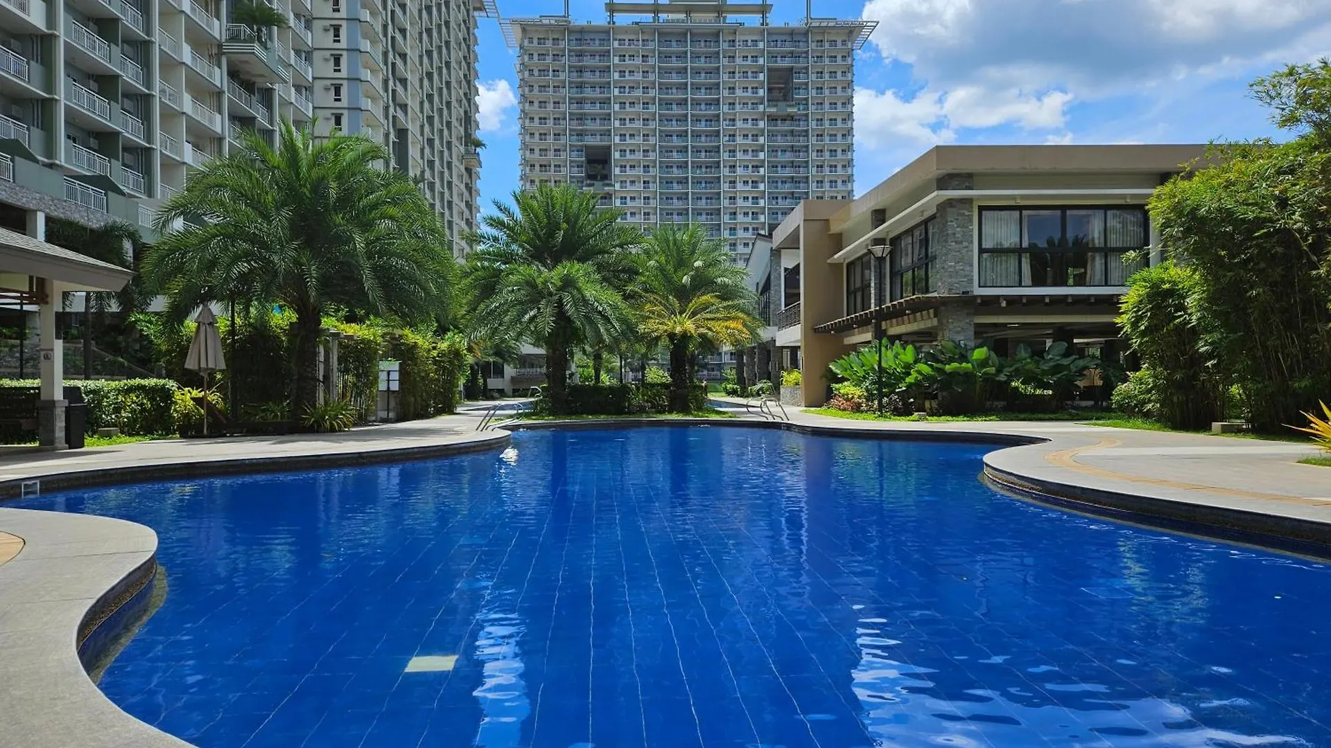 Verdon Parc Haven Cozy Condo In Ecoland, Davao 0*,  Philippines