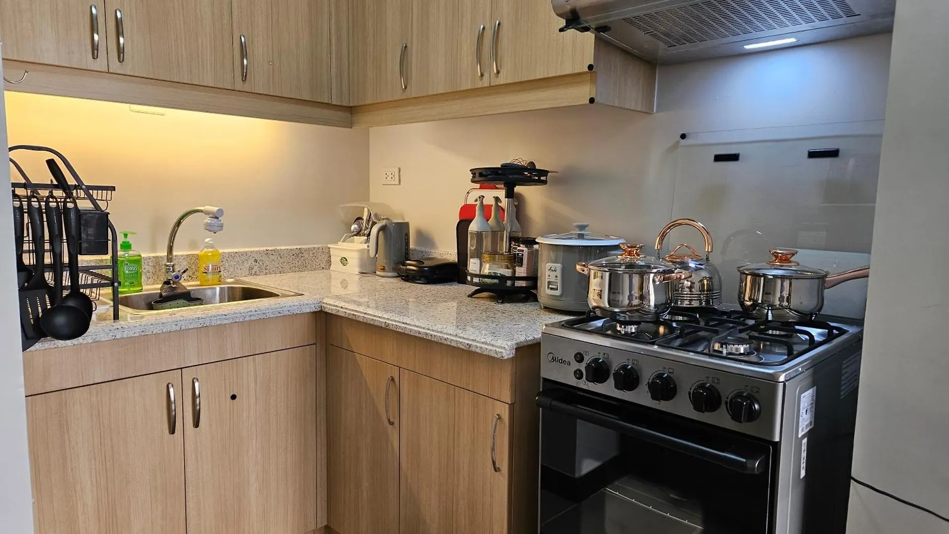 Apartment Verdon Parc Haven Cozy Condo In Ecoland, Davao Philippines